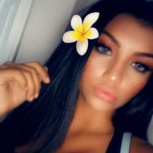 Meet your Posher, Sofia